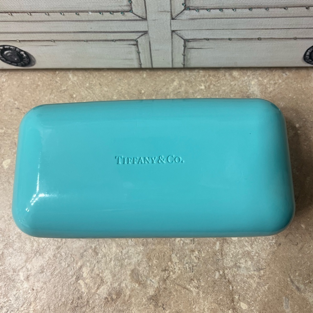 Tiffany & Co. Large Hardshell Sunglasses Case - Picture 2 of 10
